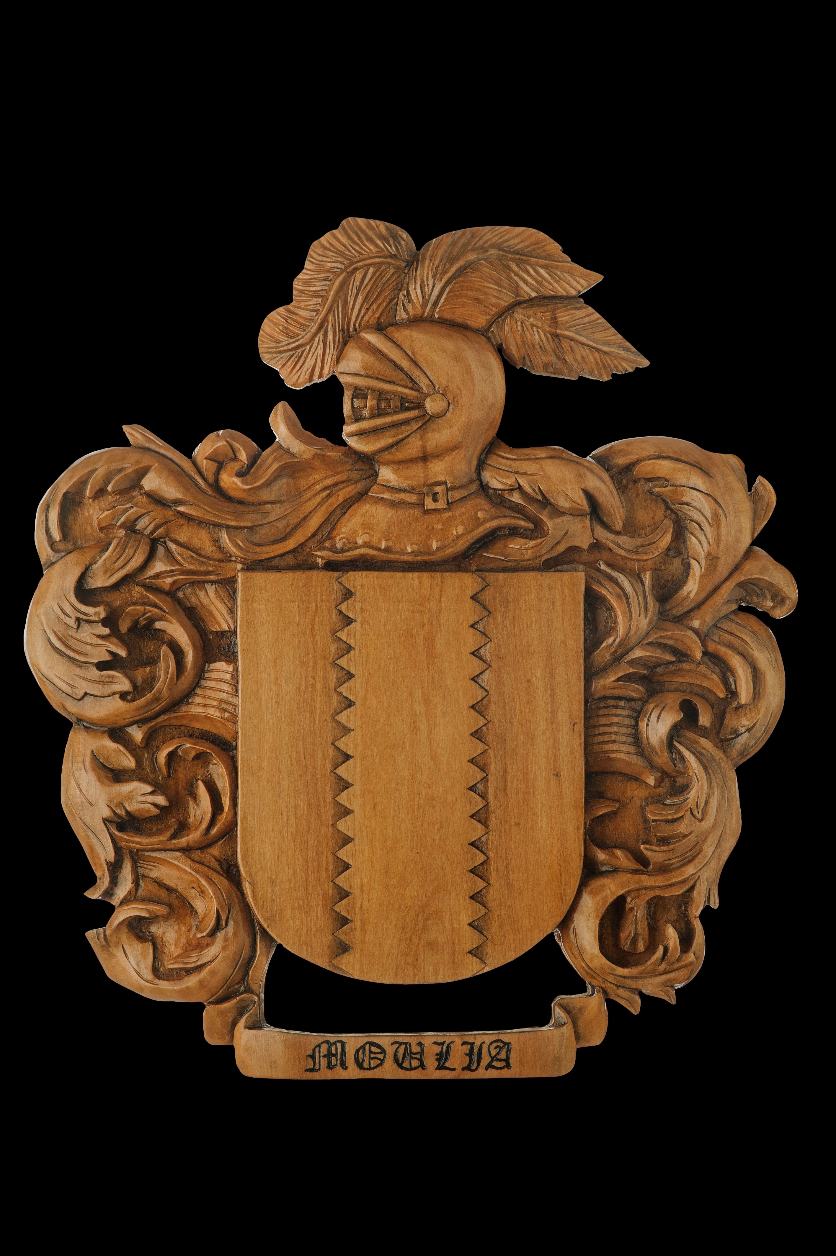 Medalla 'Moulia' tallado en madera de lenga, 1x1m